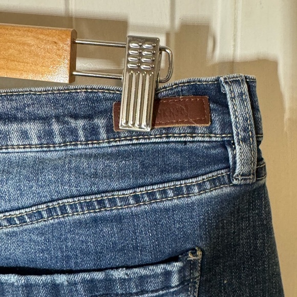 Blank NYC Dark Blue Jean Shorts - Picture 7 of 7